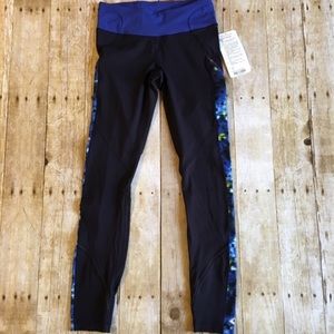 Lululemon tights size 4